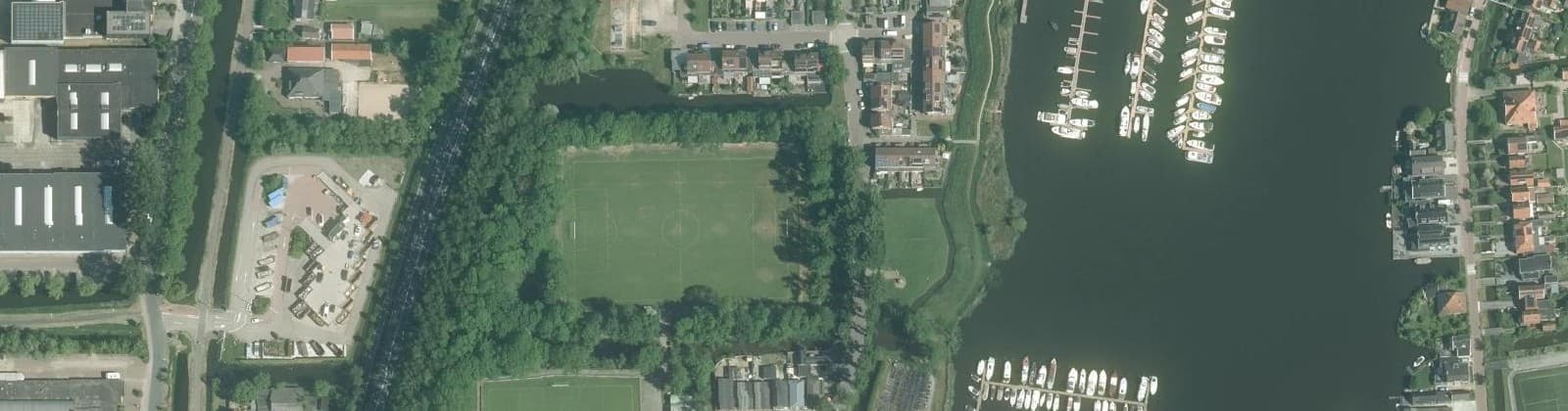Luchtfoto van Westknollendam