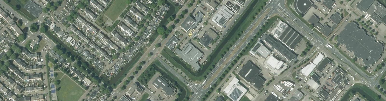 Luchtfoto van Kantorenstrook Rokkeveen-Oost