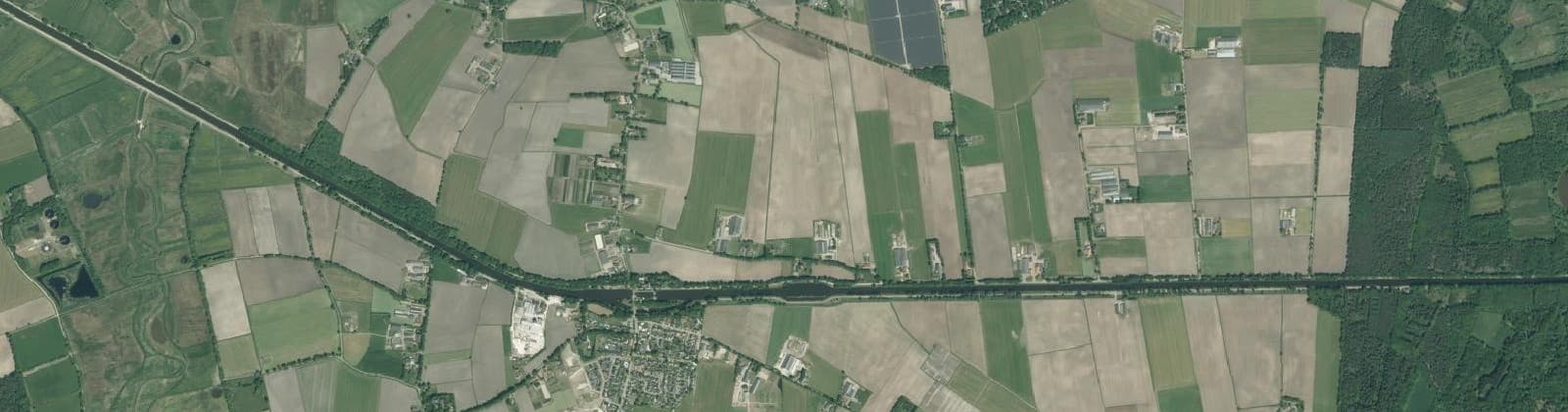 Luchtfoto van Verspreide huizen Haghorst