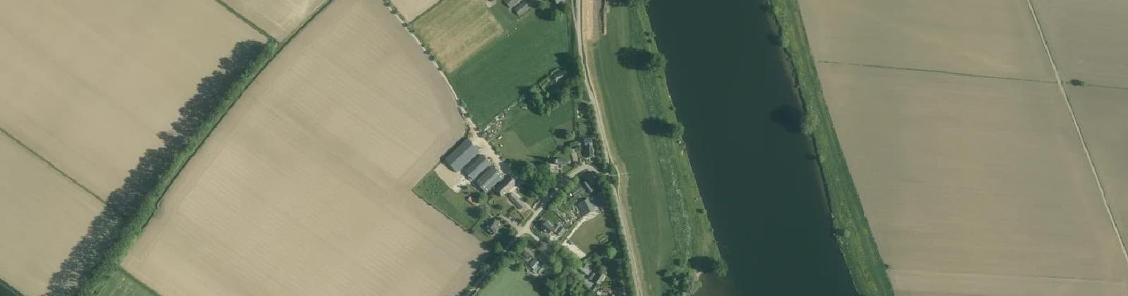 Luchtfoto van Neerlangel