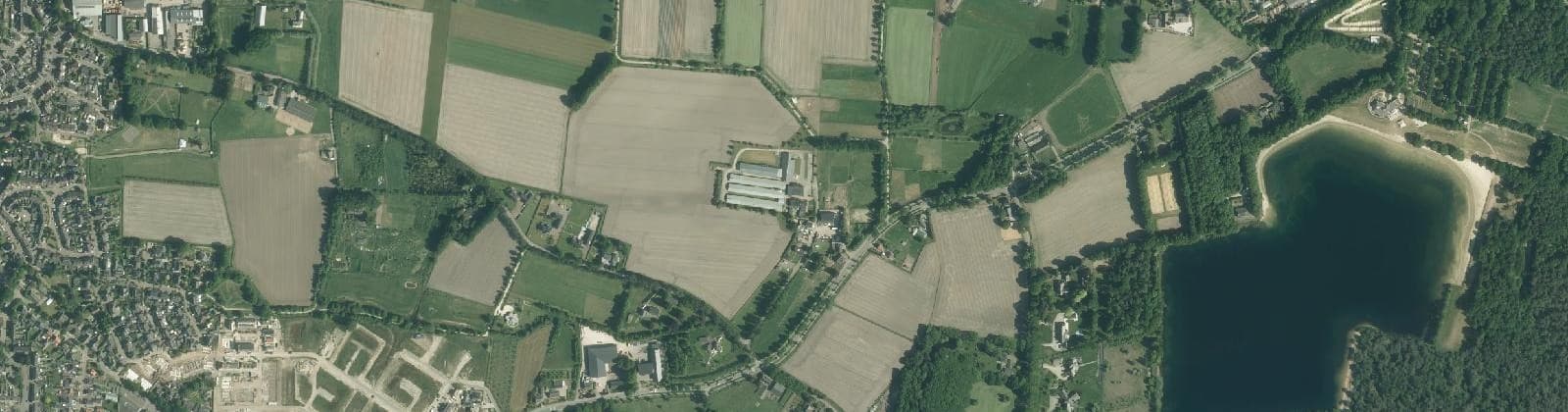 Luchtfoto van Buitengebied ten oosten van Geffen