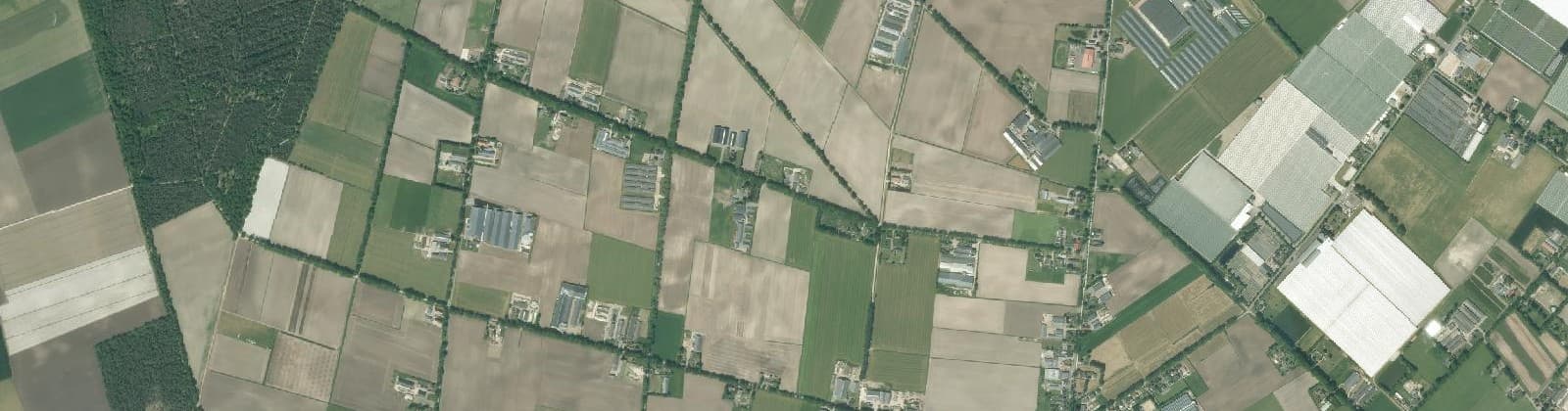 Luchtfoto van Verspreide huizen Someren-Heide
