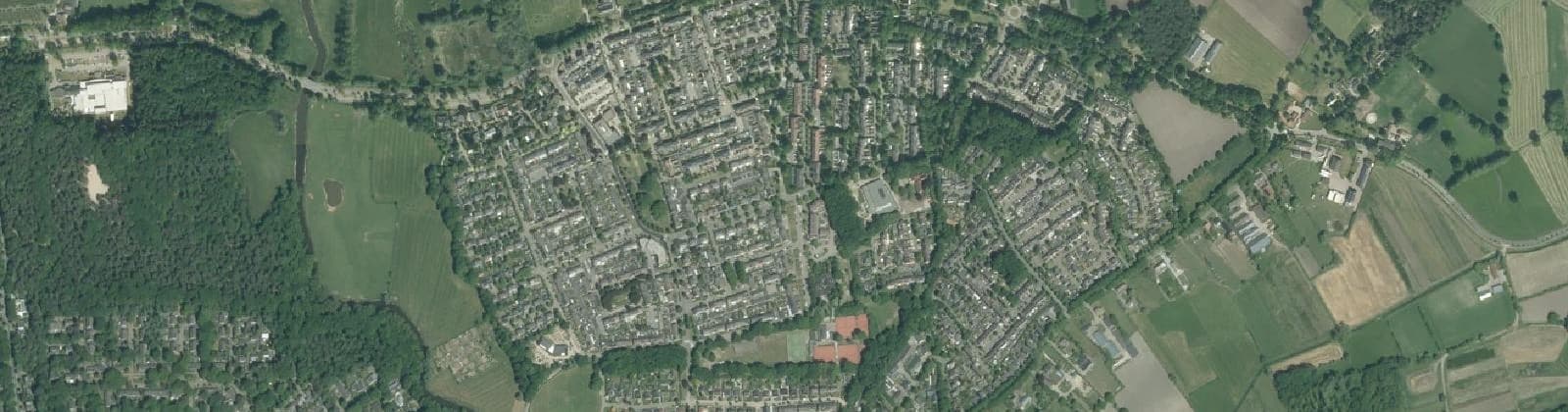 Luchtfoto van 't Eigen en Hoogstraat