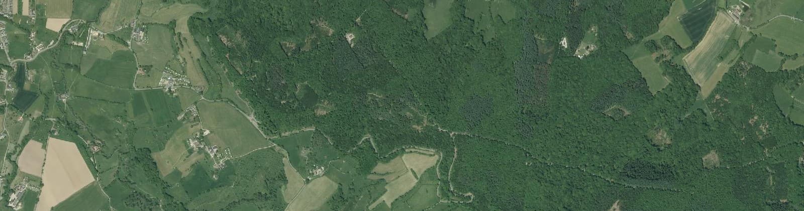 Luchtfoto van Verspreide huizen Cottessen-Camerig