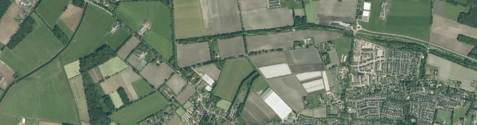 Luchtfoto van Verspreide huizen Kampen-Esdonk