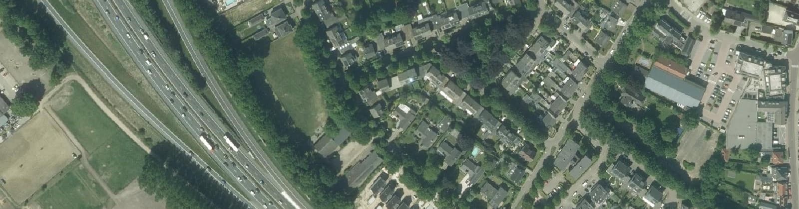 Luchtfoto van Langakkers