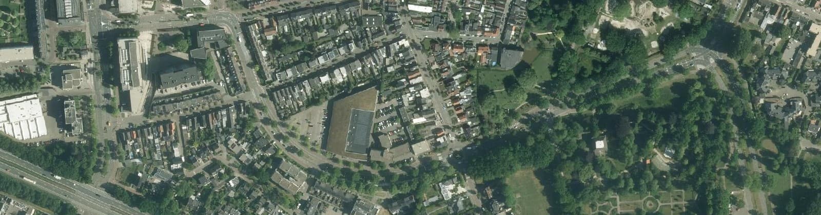 Luchtfoto van Vrouwenhof