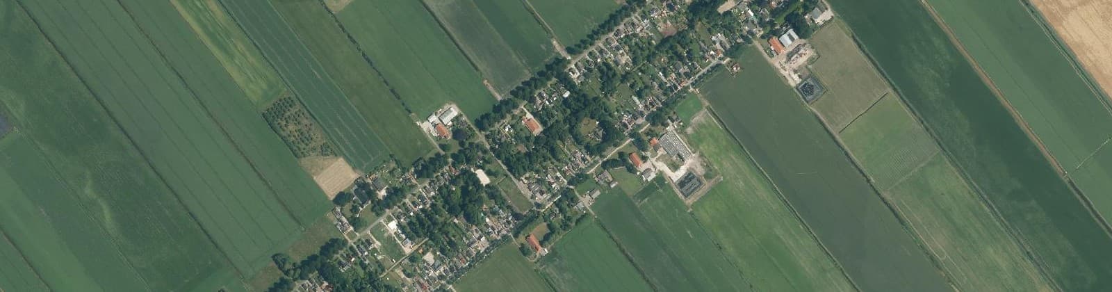 Luchtfoto van Valthermond Plaats 84