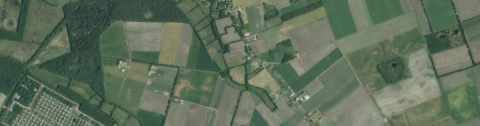 Luchtfoto van Verspreide huizen Zuidvelde