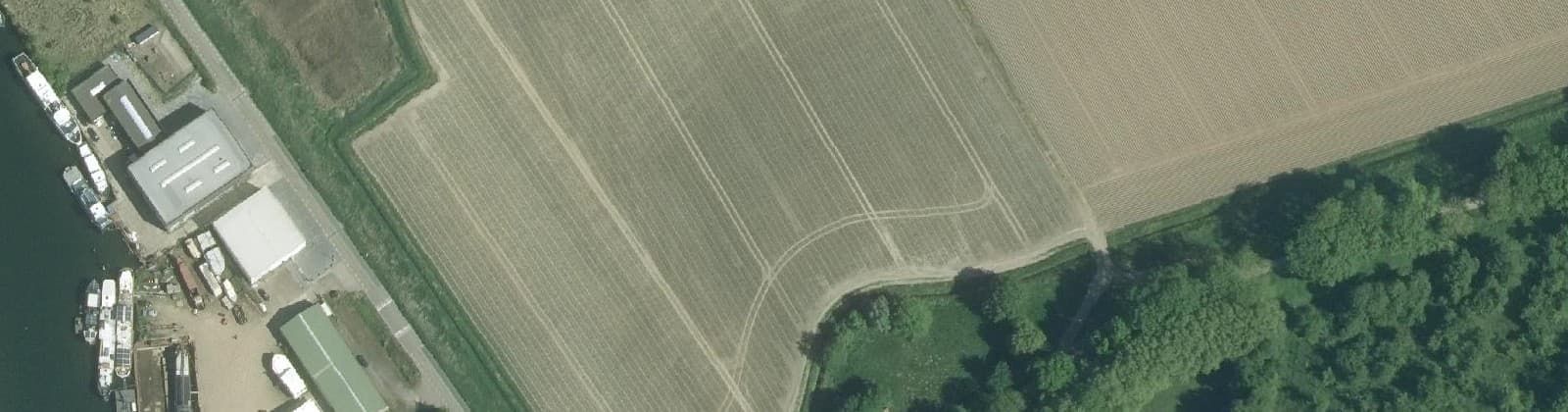 Luchtfoto van Roodevaart