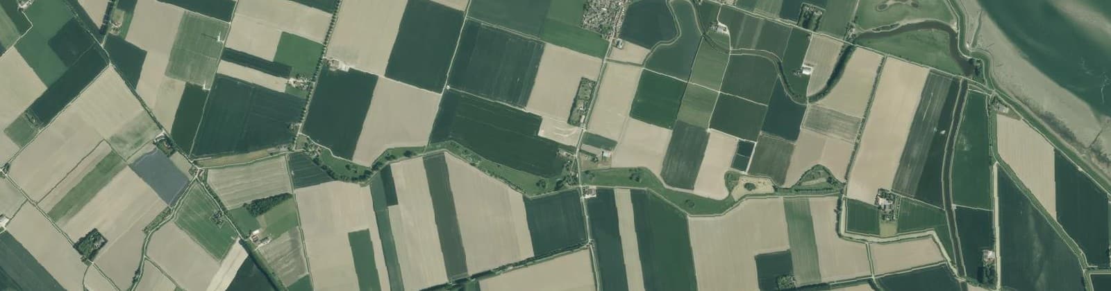 Luchtfoto van Overige verspreide huizen Hoofdplaat