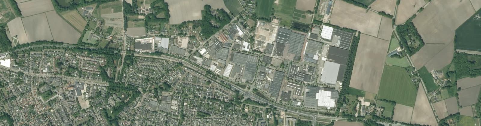 Luchtfoto van Industrieterrein Hapert