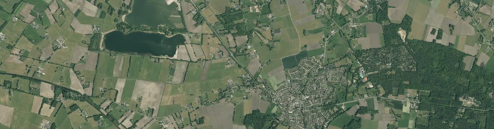 Luchtfoto van Verspreide huizen Markelo