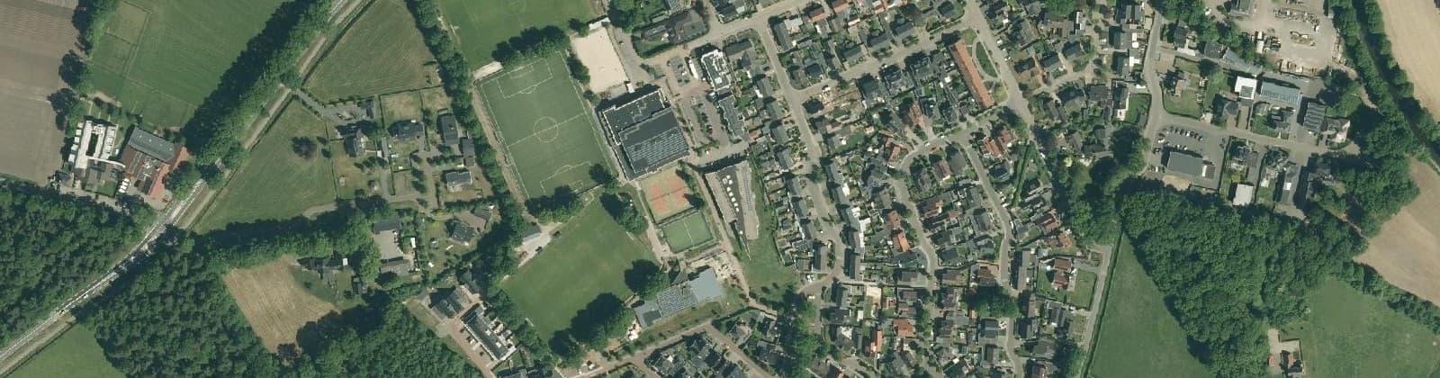 Luchtfoto van Bentelo kern