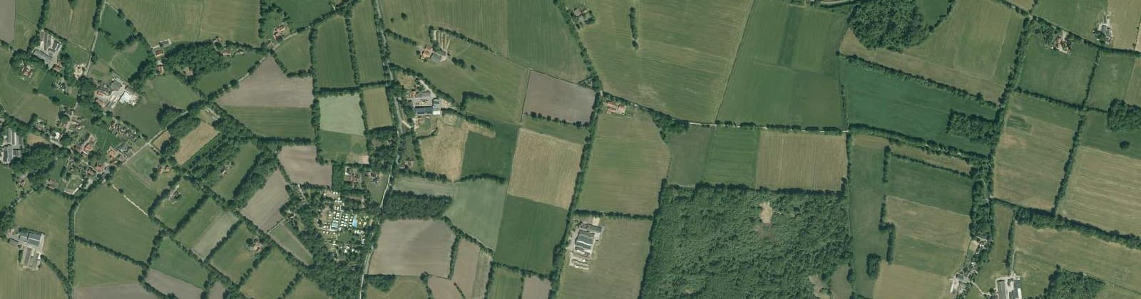 Luchtfoto van Verspreide huizen Klein Agelo