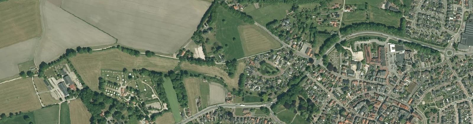 Luchtfoto van Verspreide huizen Ootmarsum-West