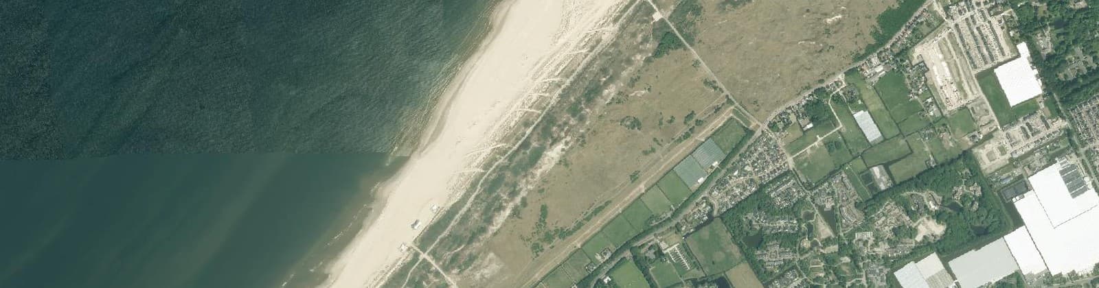 Luchtfoto van Kust Monster