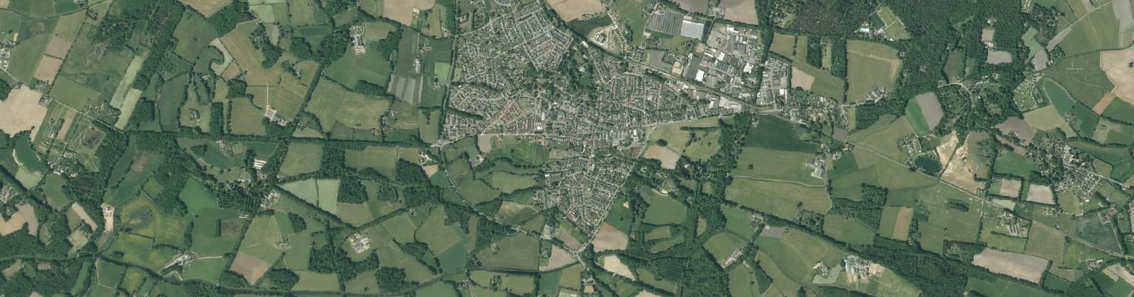 Luchtfoto van Verspreide huizen Delden en Veldwijk