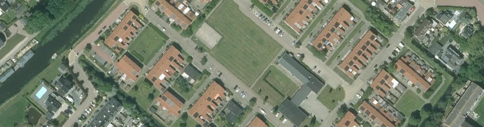 Luchtfoto van Ambonwijk