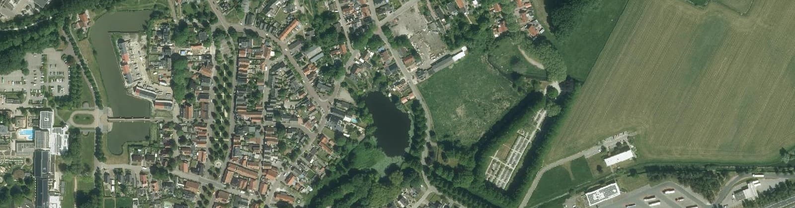 Luchtfoto van Nieuweschans-Centrum