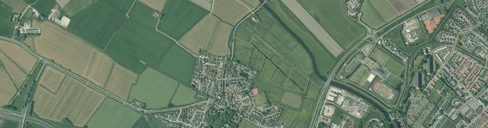 Luchtfoto van IJsbrechtum