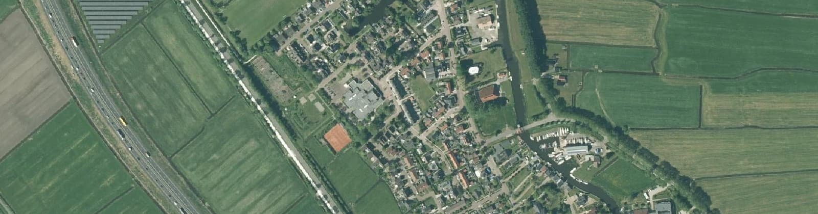 Luchtfoto van Oppenhuizen