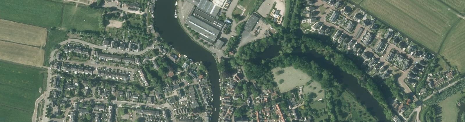 Luchtfoto van Vreeland Dorp
