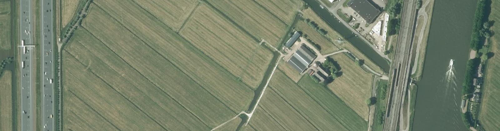 Luchtfoto van Polder Angstelkade