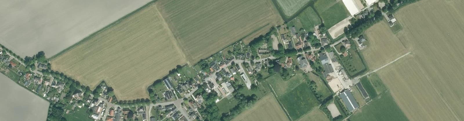 Luchtfoto van Oude Niedorp (woonkern)