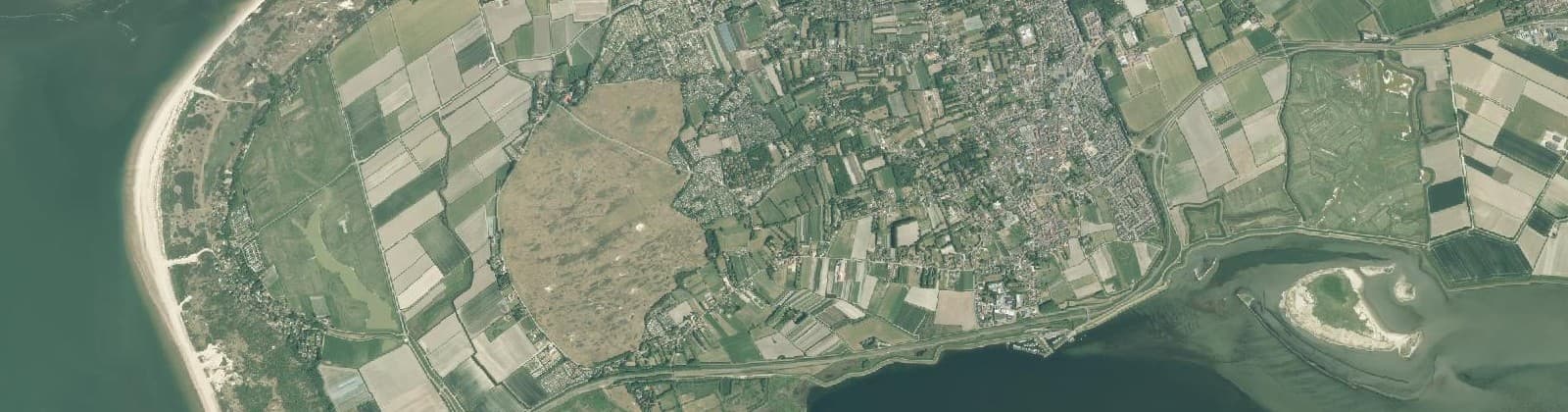 Luchtfoto van Ouddorp buitengebied