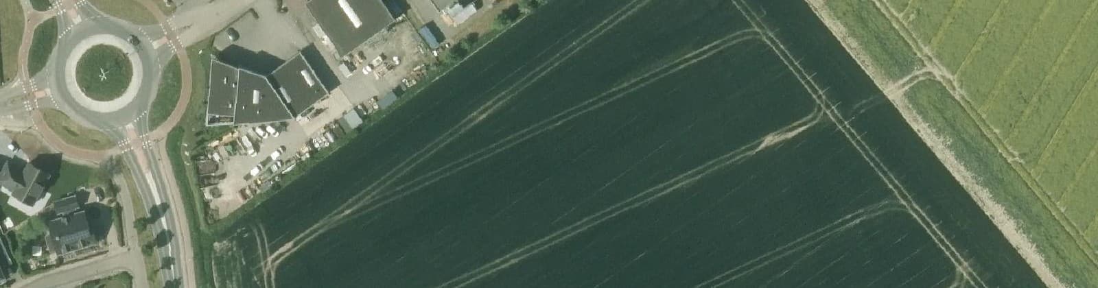 Luchtfoto van Bedrijventerrein Lieskes Wengs