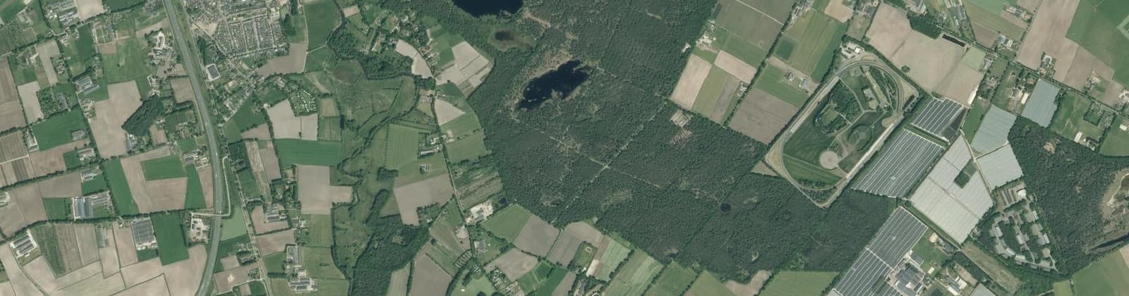 Luchtfoto van Buitengebied Vressel en Zwijnsbergen