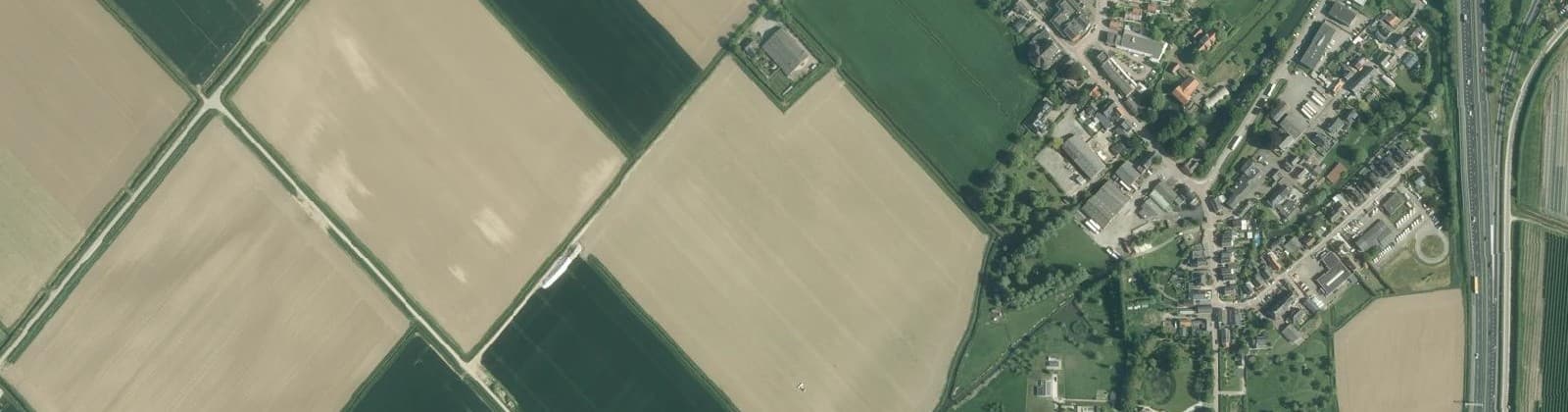 Luchtfoto van Nieuwendijk