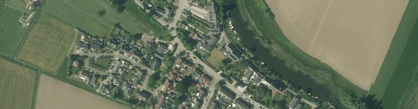 Luchtfoto van Acquoy