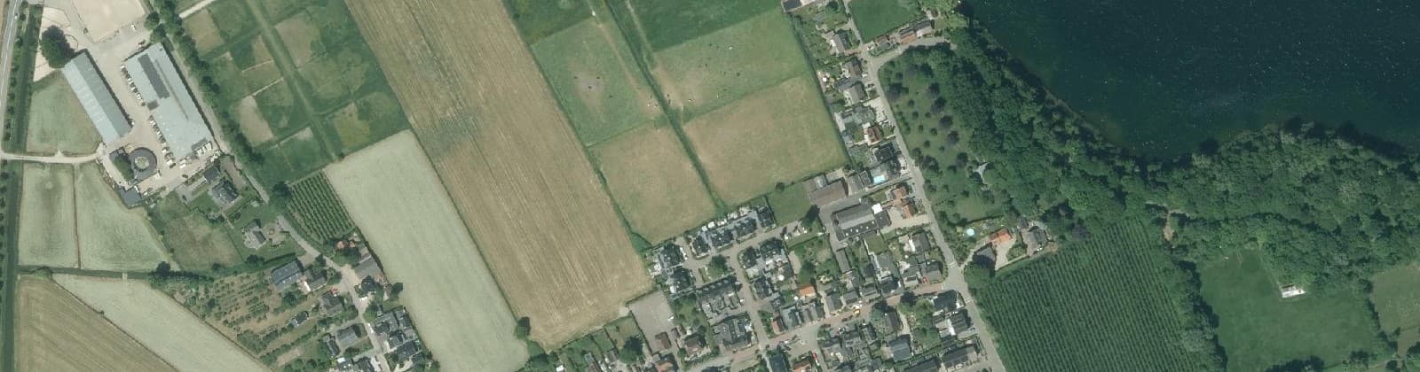 Luchtfoto van Hagestein kern