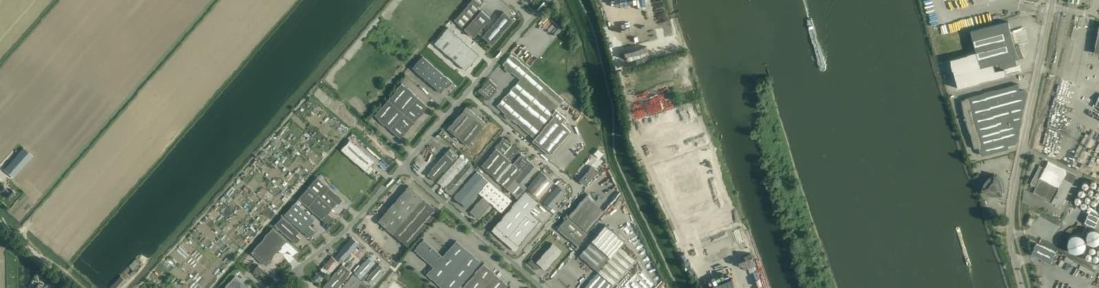 Luchtfoto van 's-Gravendeel Bedrijventerr. Mijlpolder