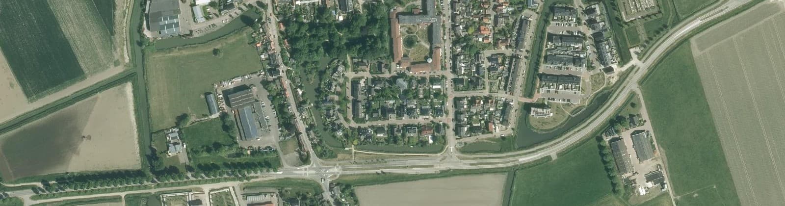 Luchtfoto van Piershil Woonkern