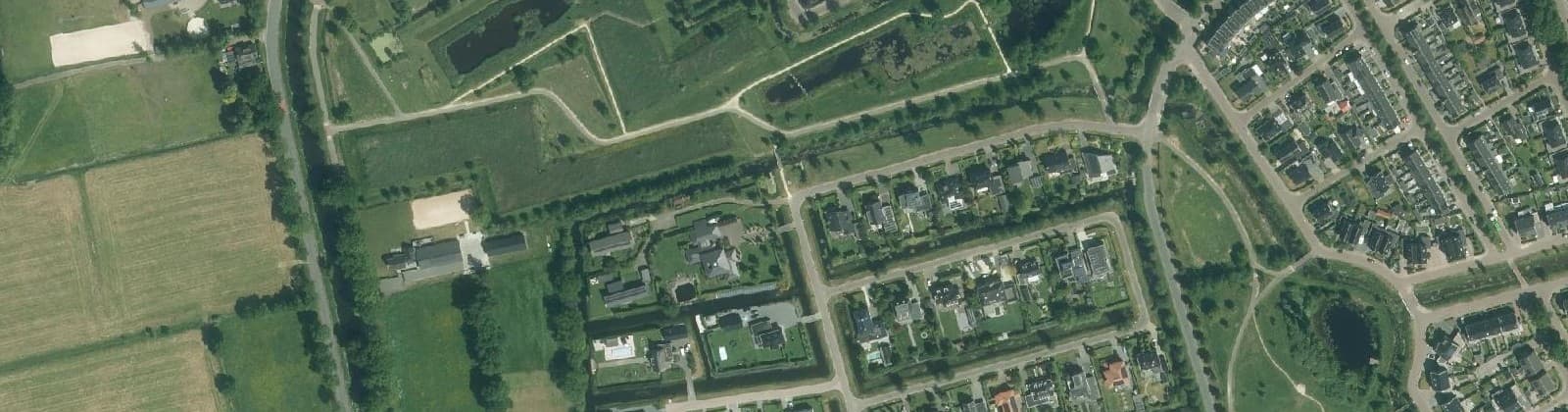 Luchtfoto van Buitengebied ten noorden van Zevenhuizen
