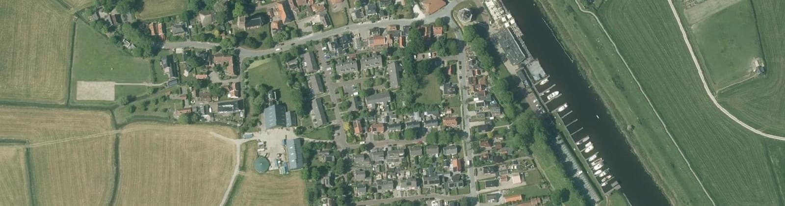 Luchtfoto van Garnwerd