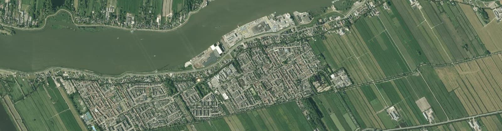 Luchtfoto van Nieuw-Lekkerland-Dorp