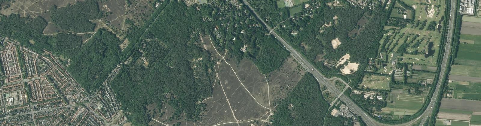 Luchtfoto van Laren (NH.)