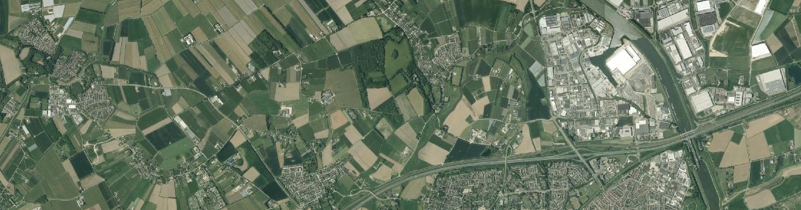 Luchtfoto van Wijk 02 Zoelen