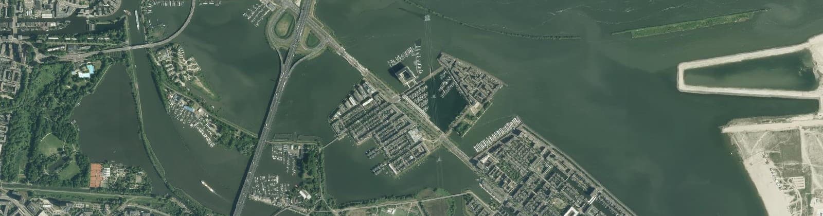 Luchtfoto van Zeeburgereiland/Bovendiep
