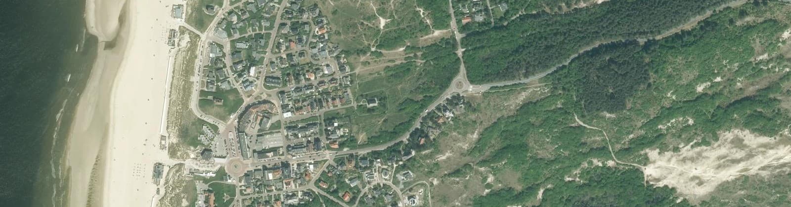 Luchtfoto van Wijk 02 Bergen aan Zee
