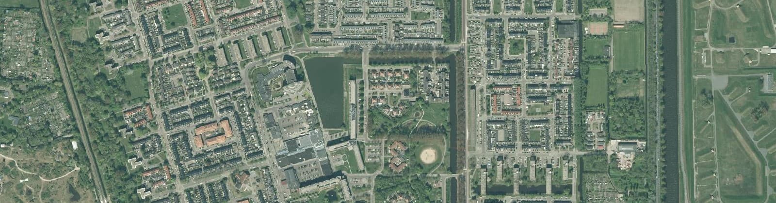 Luchtfoto van Wijk 05 De Schooten