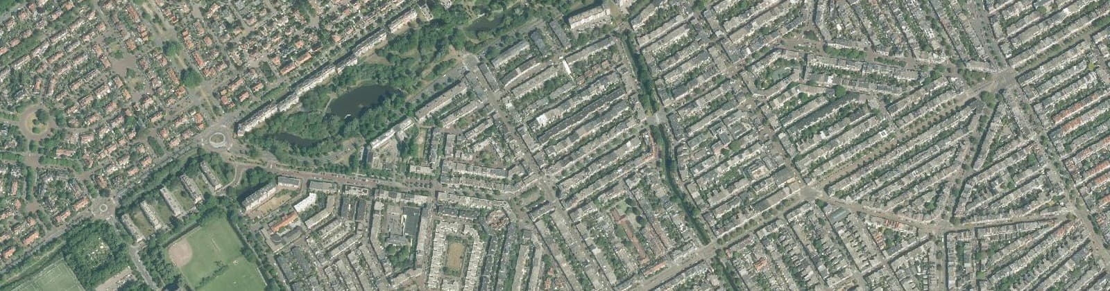 Luchtfoto van Wijk 12 Bomen- en Bloemenbuurt