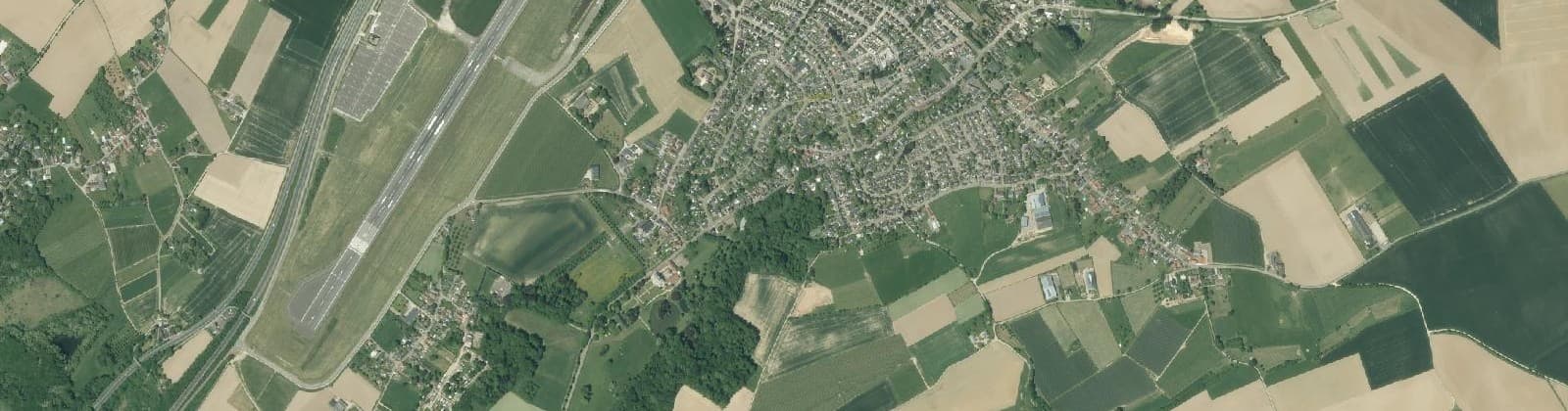Luchtfoto van Wijk 01 Ulestraten