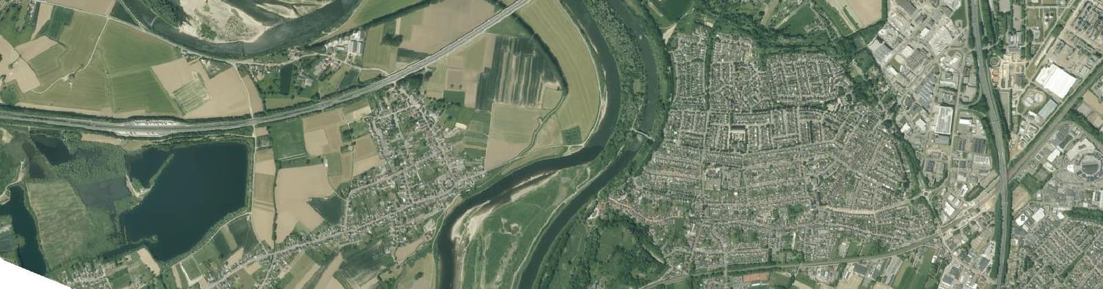 Luchtfoto van Wijk 01 Elsloo