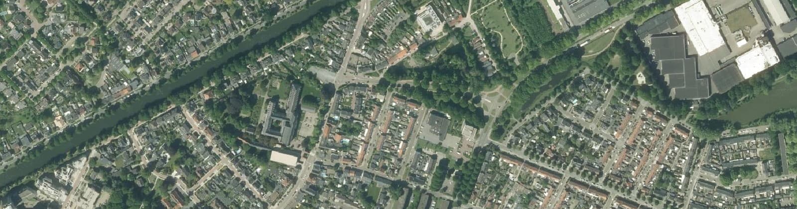 Luchtfoto van Wijk 12 Biest