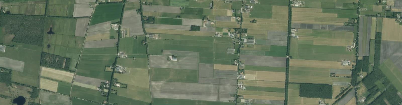 Luchtfoto van Wijk 02 Kerkenveld